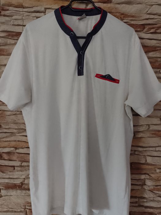 Biała koszulka męska rozm XL.