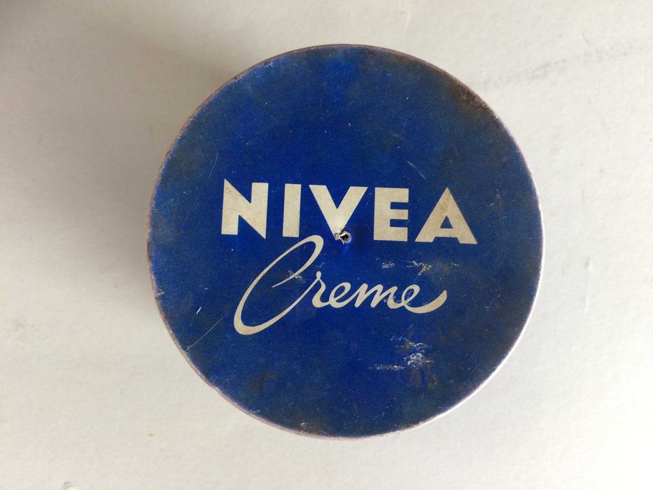 Lata antiga de NIVEA