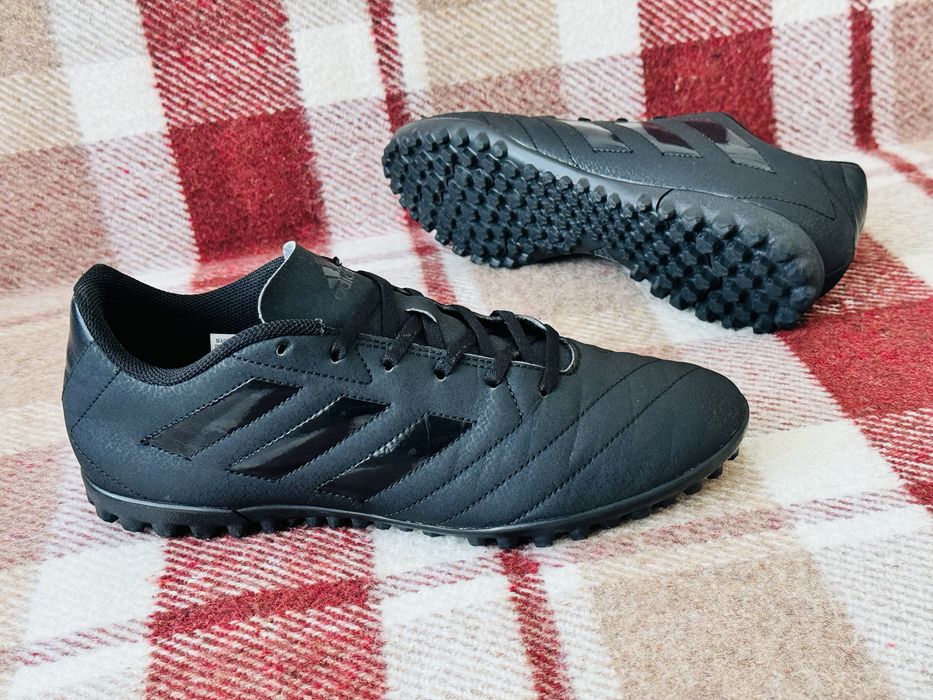 (Оригінал) сороконіжки, футзалки Adidas Goletto, розмір 43