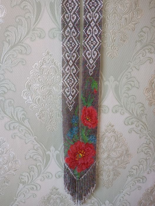 Вироби з бісеру . Гердани, браслети, квіти