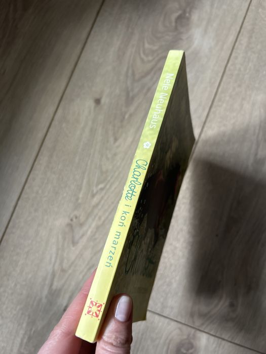 Książka „Charlotte” Nele Neuhaus