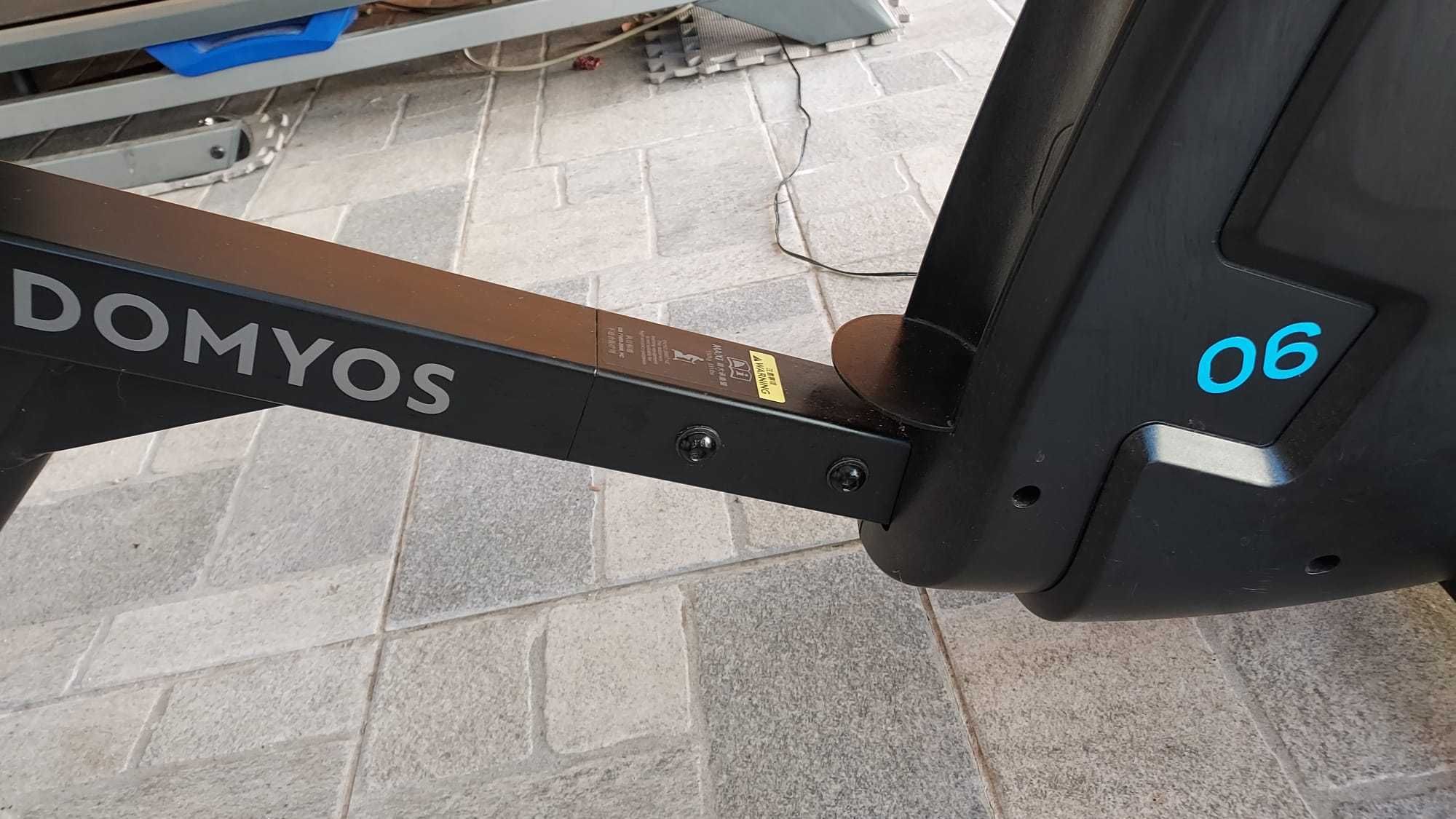 Bicicleta estatica Domyos e-Seat 06 reclinavel de ginásio