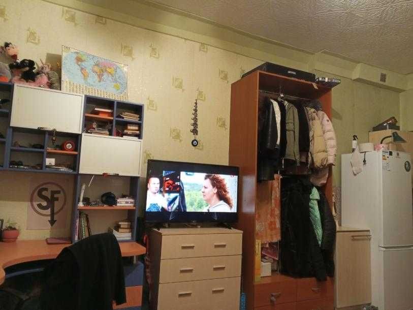 комната метро Киевская 19м2