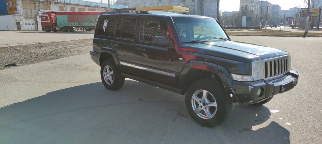 Продам Jeep Commander