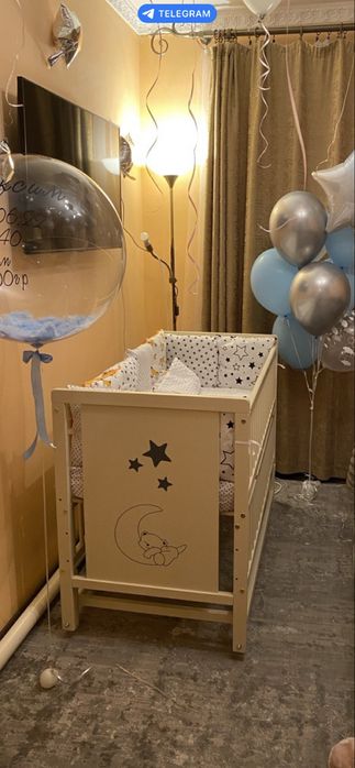 Дитяче ліжечко для немовлят