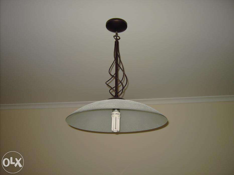 Candeeiro de tecto mais dois apliques