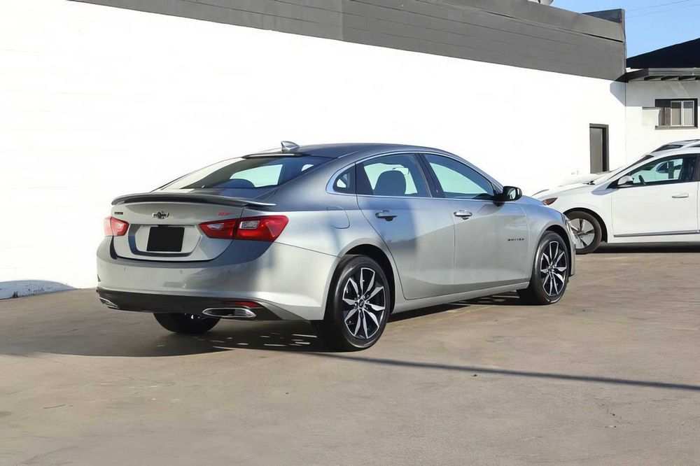 Chevrolet Malibu      2025