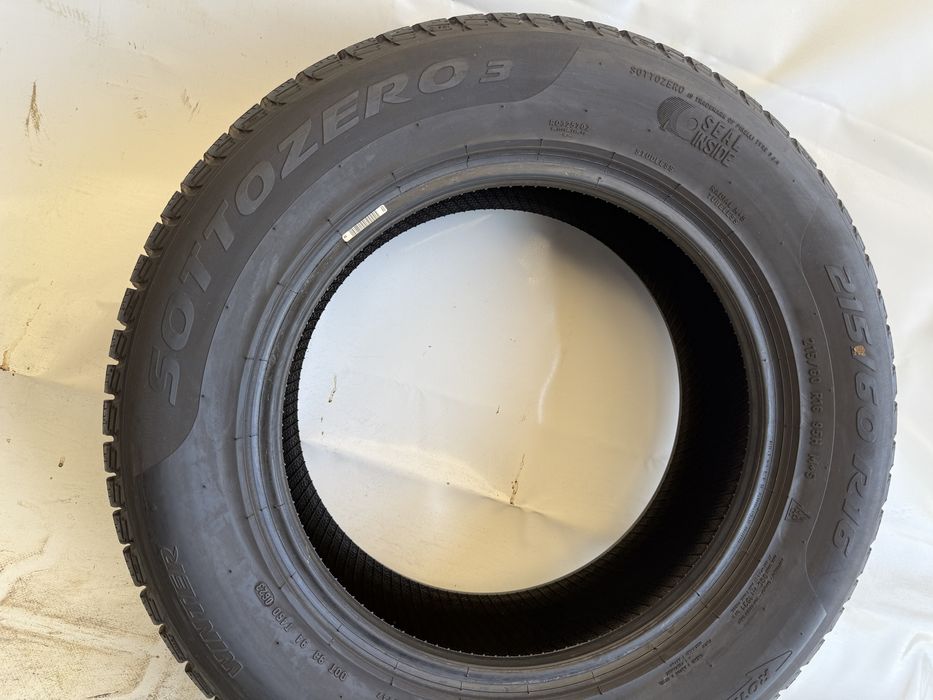 215/60/16 Pirelli Sottozero 3 95H 2023R (666)