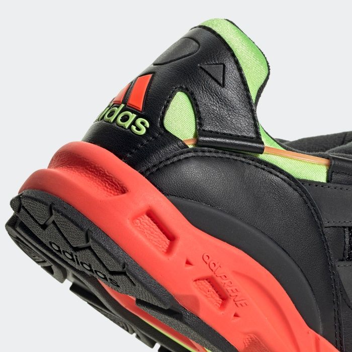 Кросівки чоловічі ADIDAS LXCON 94 EE6257