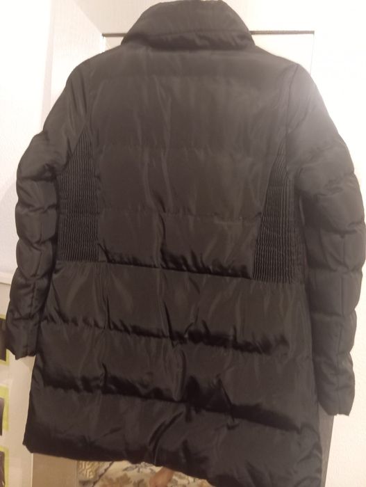 Casaco quente e impermeável. 12 anos menina. Ótimo estado. Pouco uso