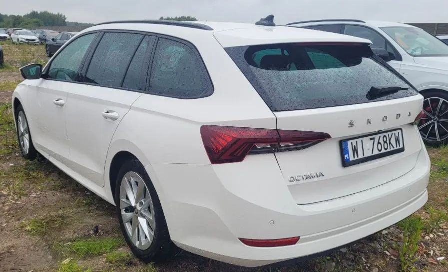 Skoda Octavia 1.0 TSI | 2021 | Manual | KESSY FULL | Comfort Basic | Selection