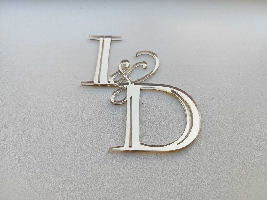 Буквы (инициалы) молодожёнов из зеркального пластика на свадьбу