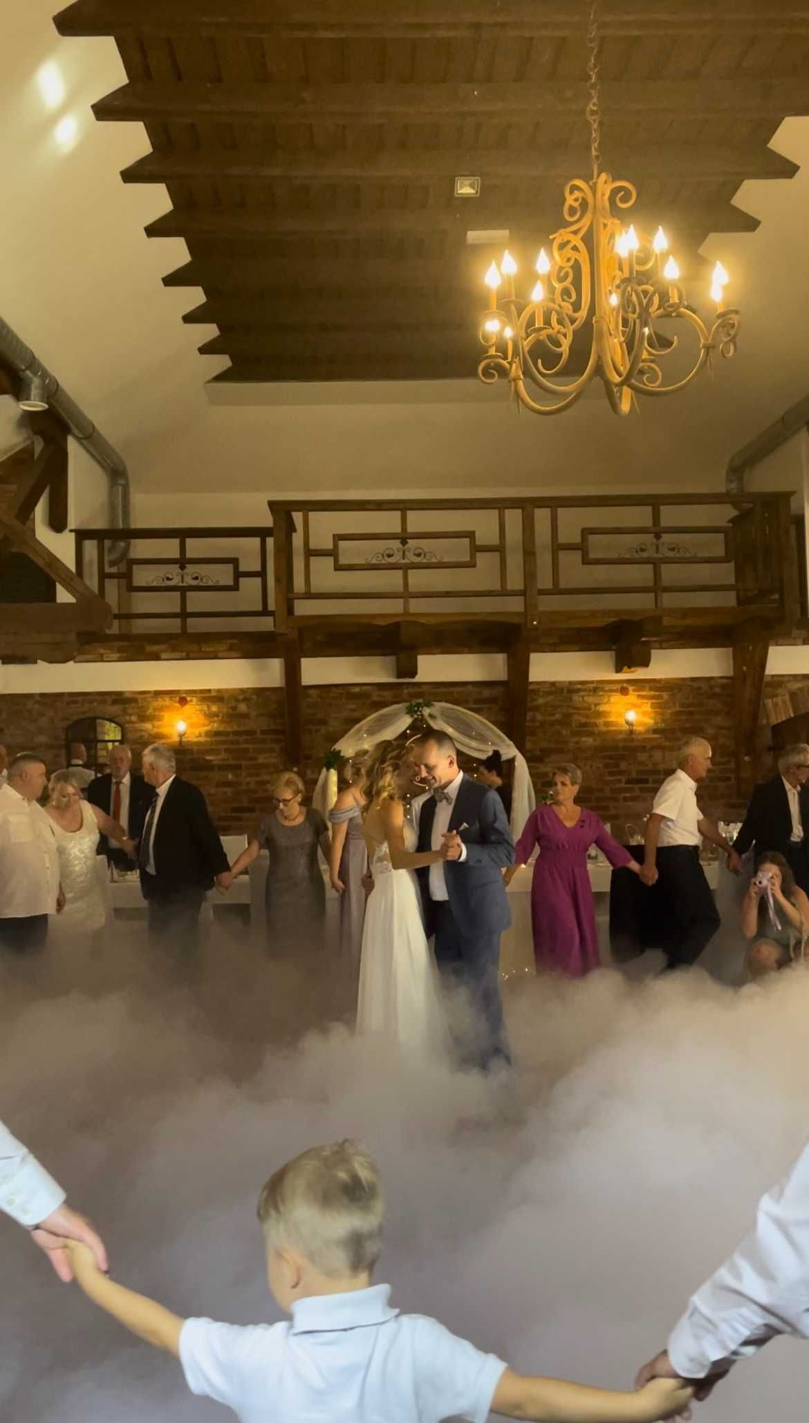 DJ wesele, 18-stka, impreza, wodzirej, ciężki dym, fotobudka 360