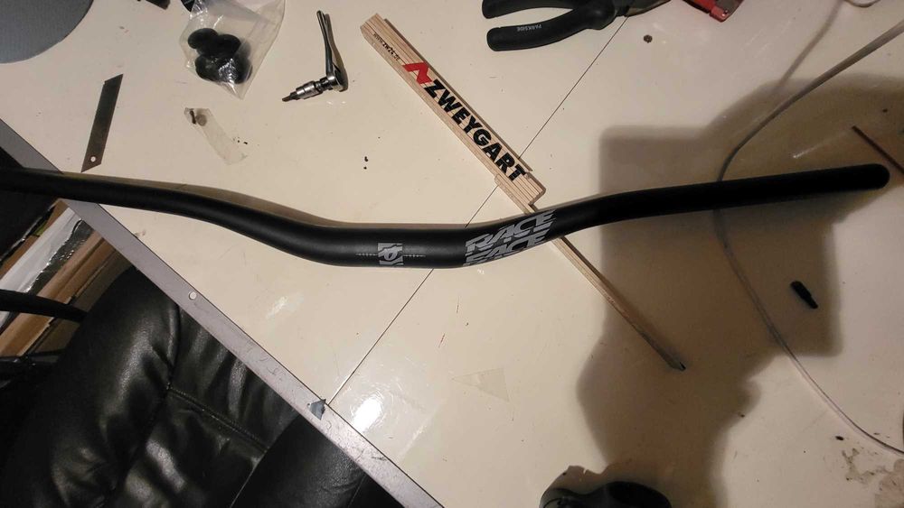 Кермо race face chester 780. 35мм