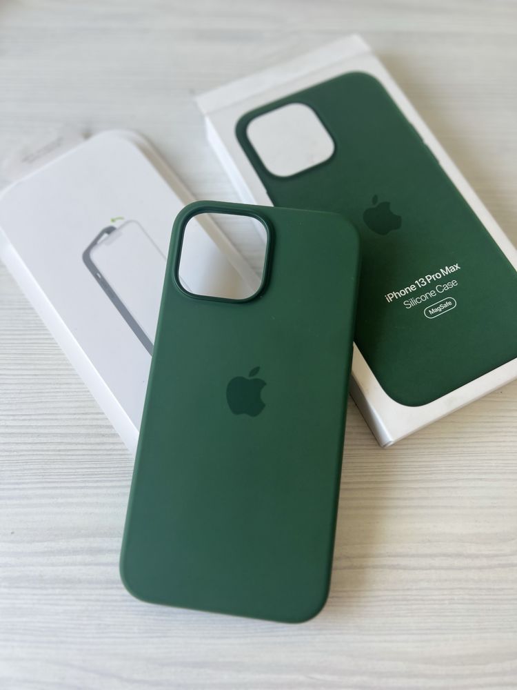 Чохол оригінал iPhone 13 Pro Max silicone clover green pitaka