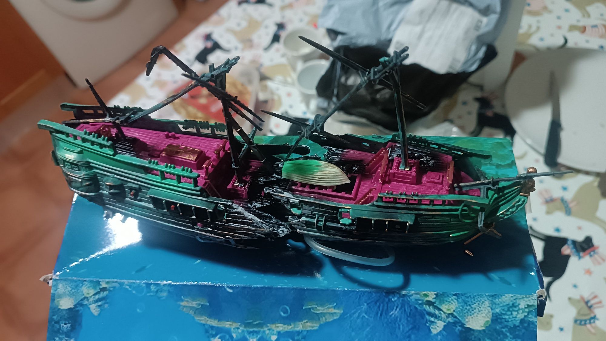 Barco decoração de aquário com ligação a filtro de ar