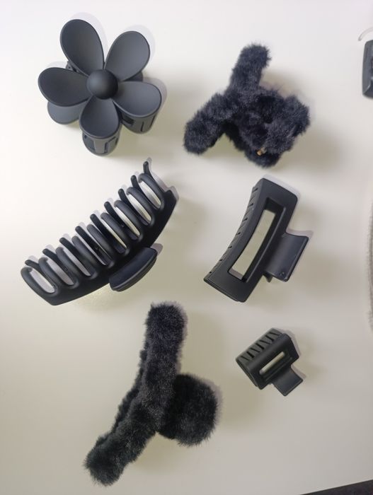 Zestaw 6 czarnych matowych spinek do włosów