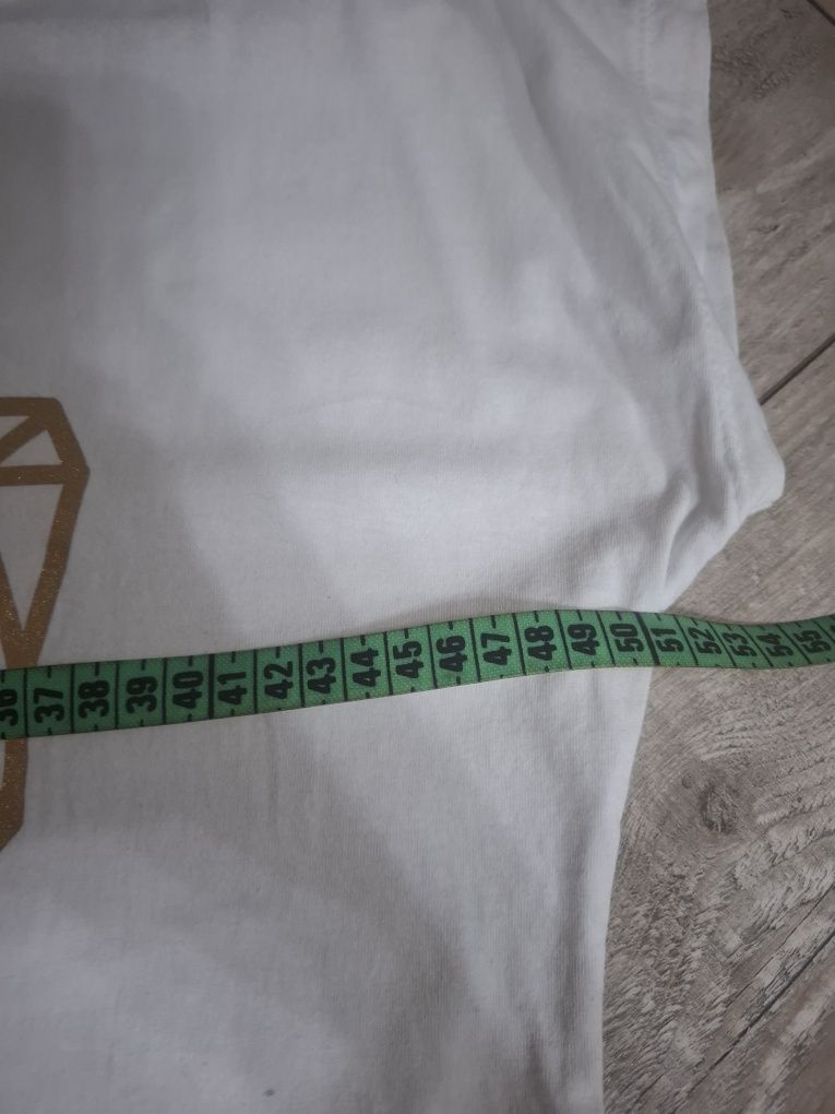 Fajny biały T-shirt