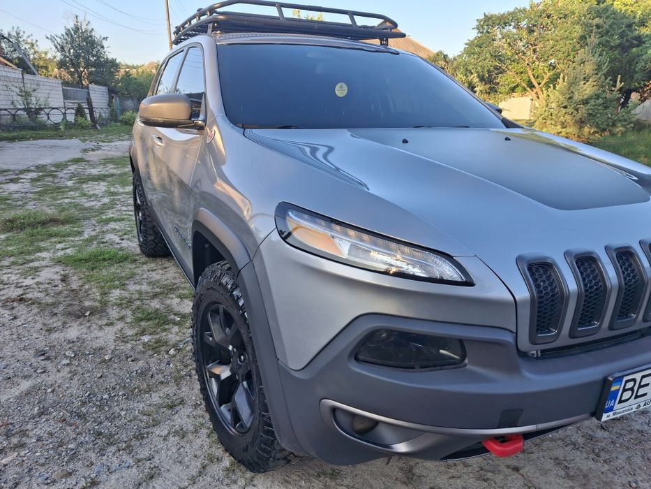 Jeep cherokee  продам