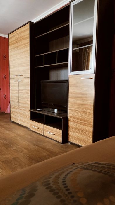 Сдам посут 1к кв . Закрытый двор.Есть зона барбекю. Свободна