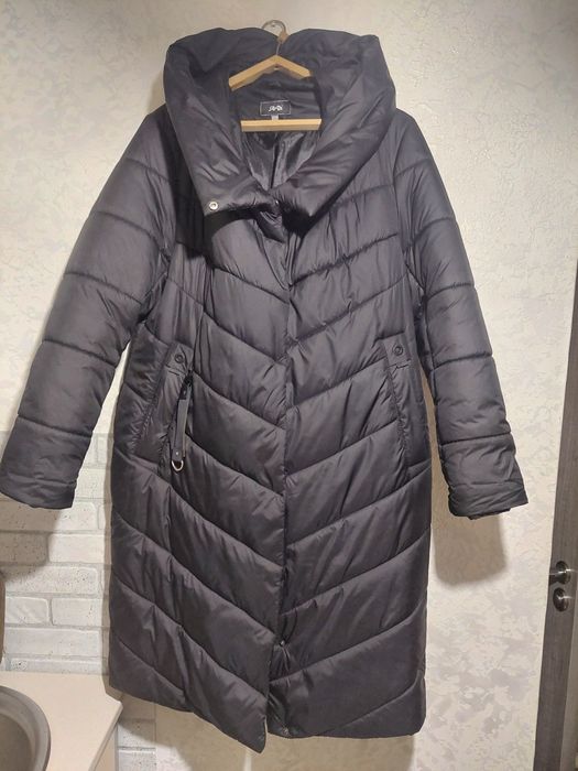 Продам зимнее пальто 56р.