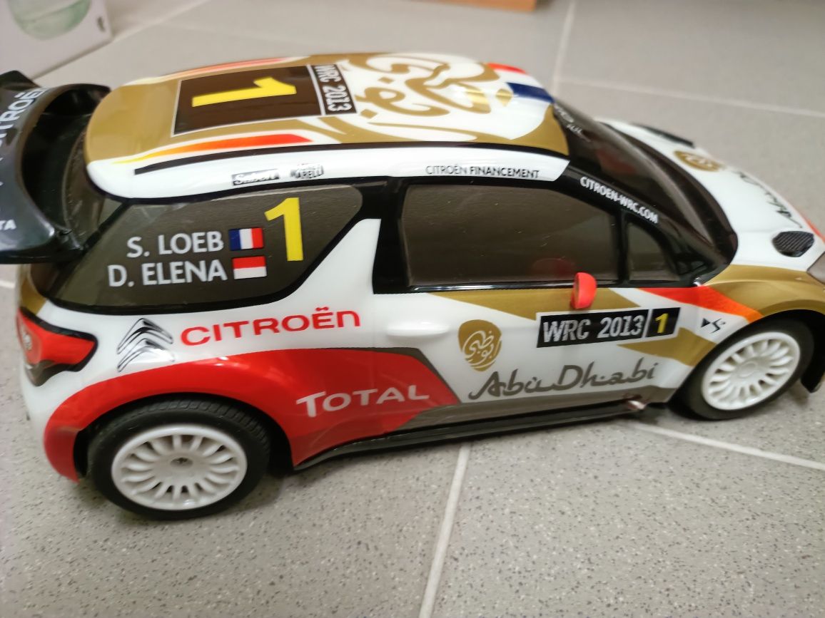 Carro telecomandado