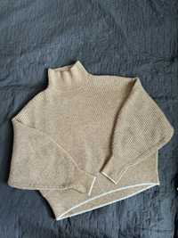 Ciepły damski sweter
