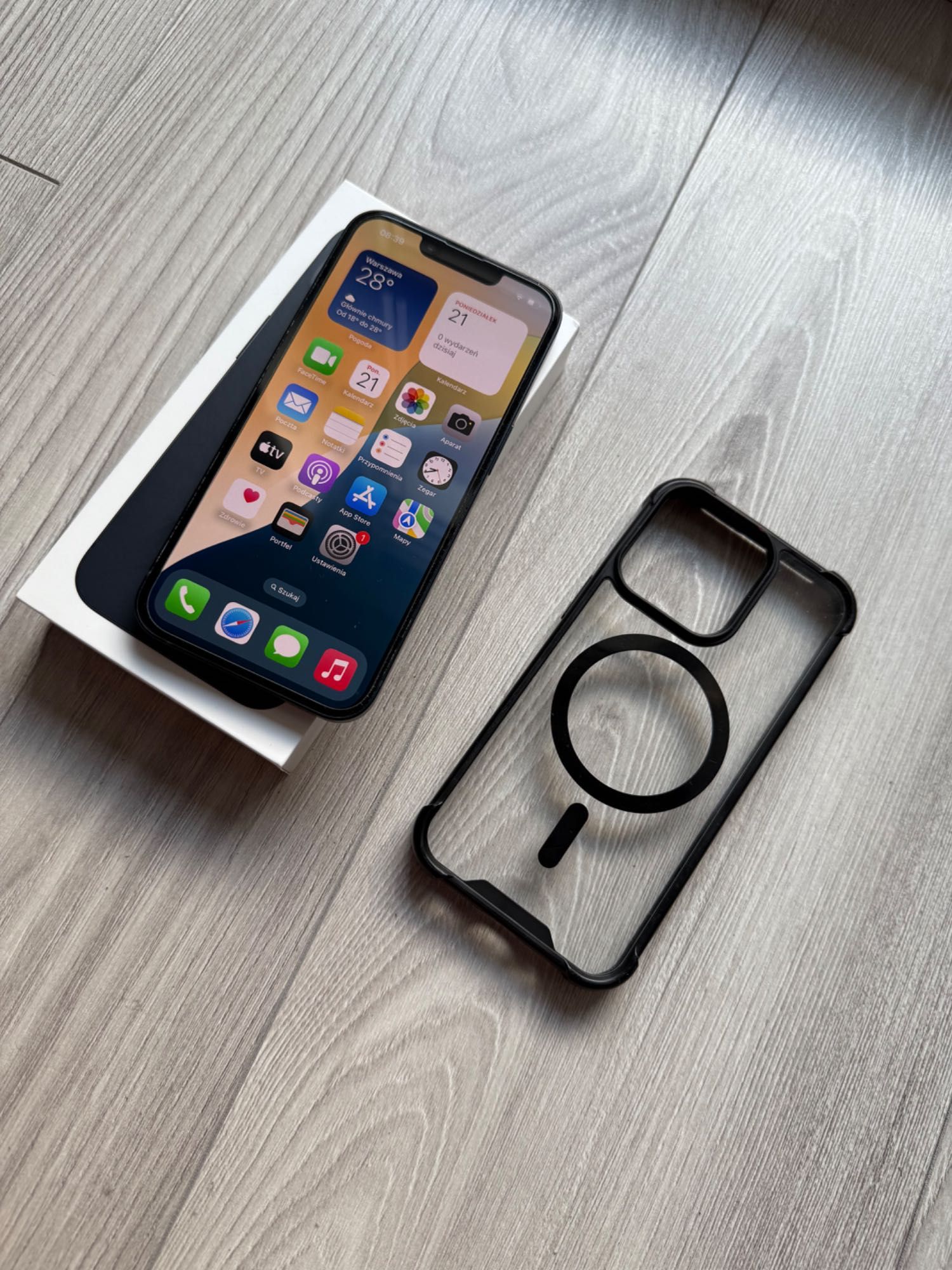 iPhone 13 128gb Midnight 73% baterii