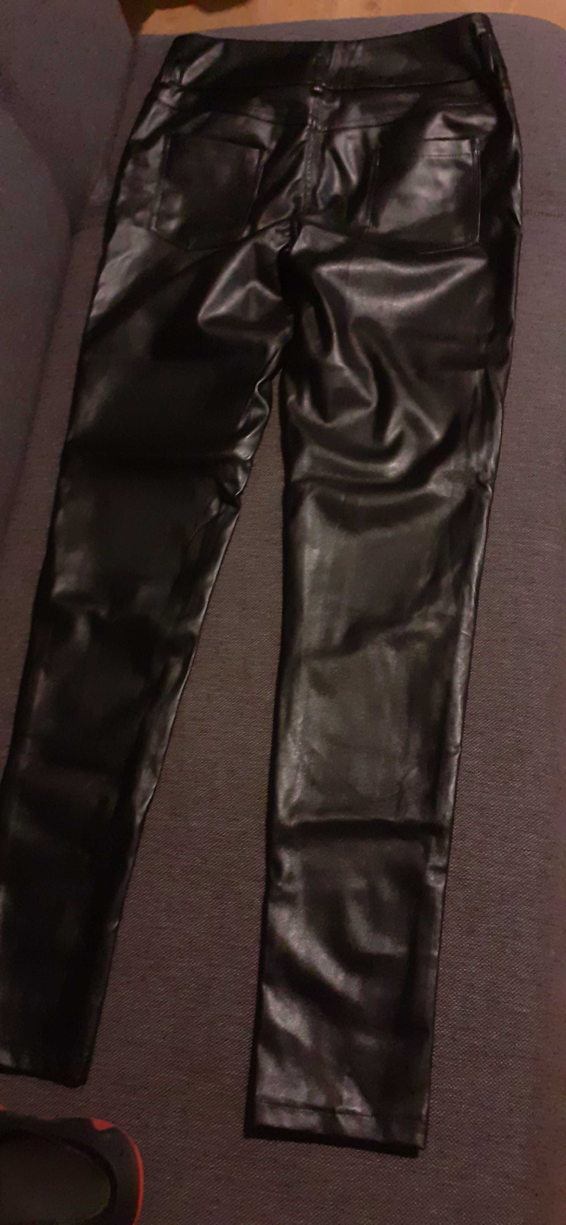 Spodnie czarne M lakierkowe