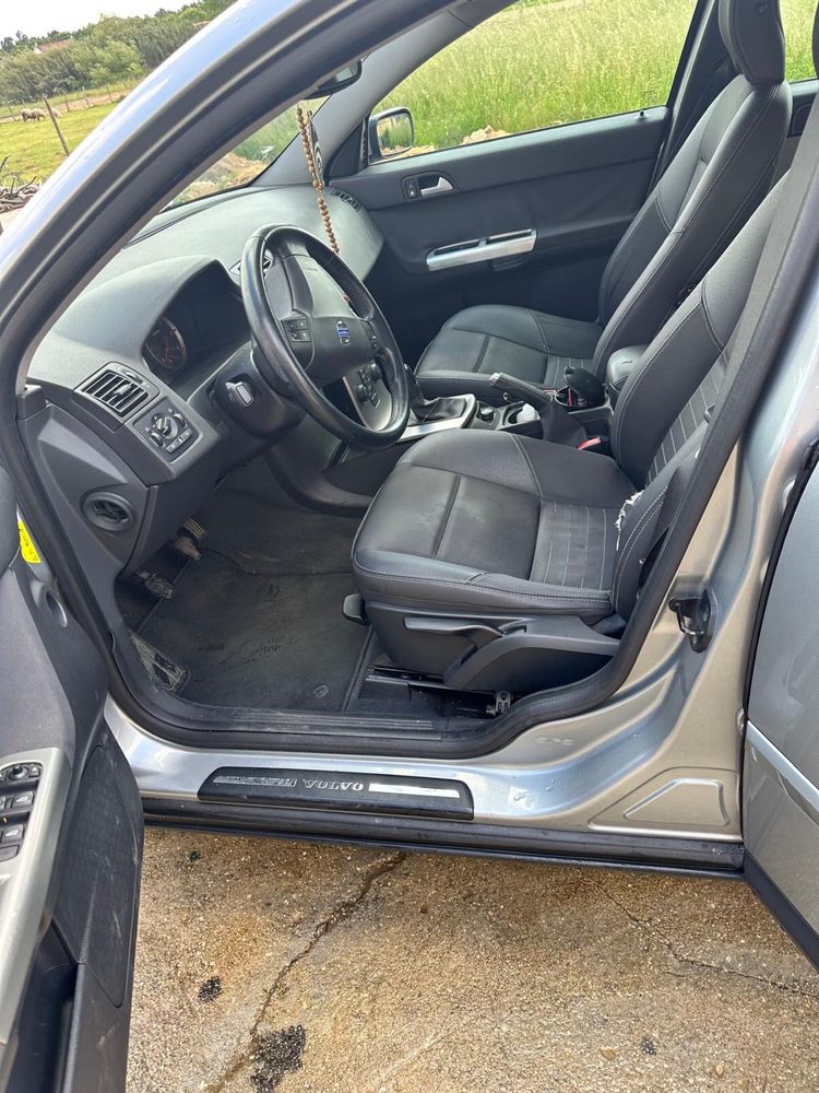 Vendo carrinha Volvo v50 -2006