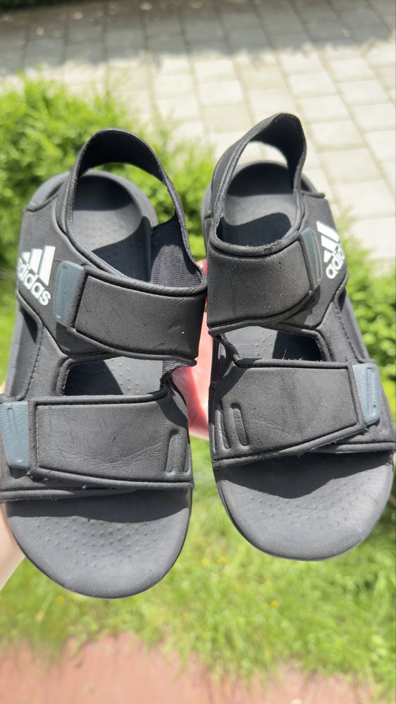 Adidas оригінал бу 34р босоніжки сандалі