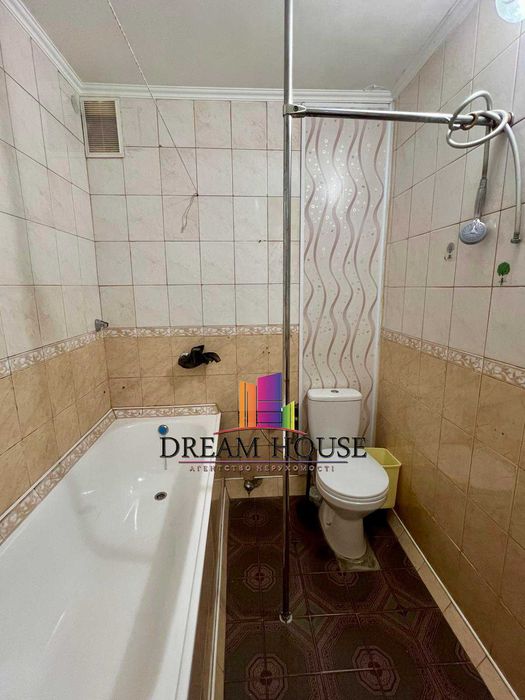 Продаж 2 к кварти м. Черкаси