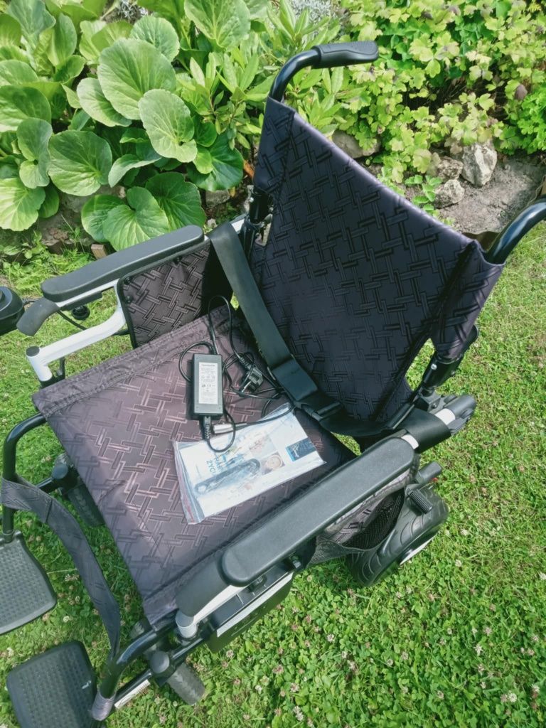 Wózek inwalidzki elektryczny