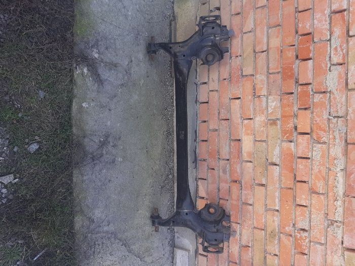 Балка  задняя SMART мицубиши 09808101   легковая (можно на прицеп)