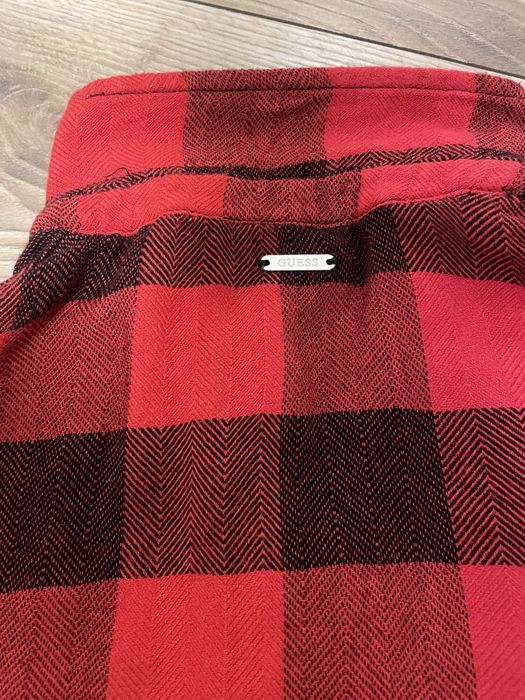 Koszulowa sukienka w kratkę Guess rozm.XS/34