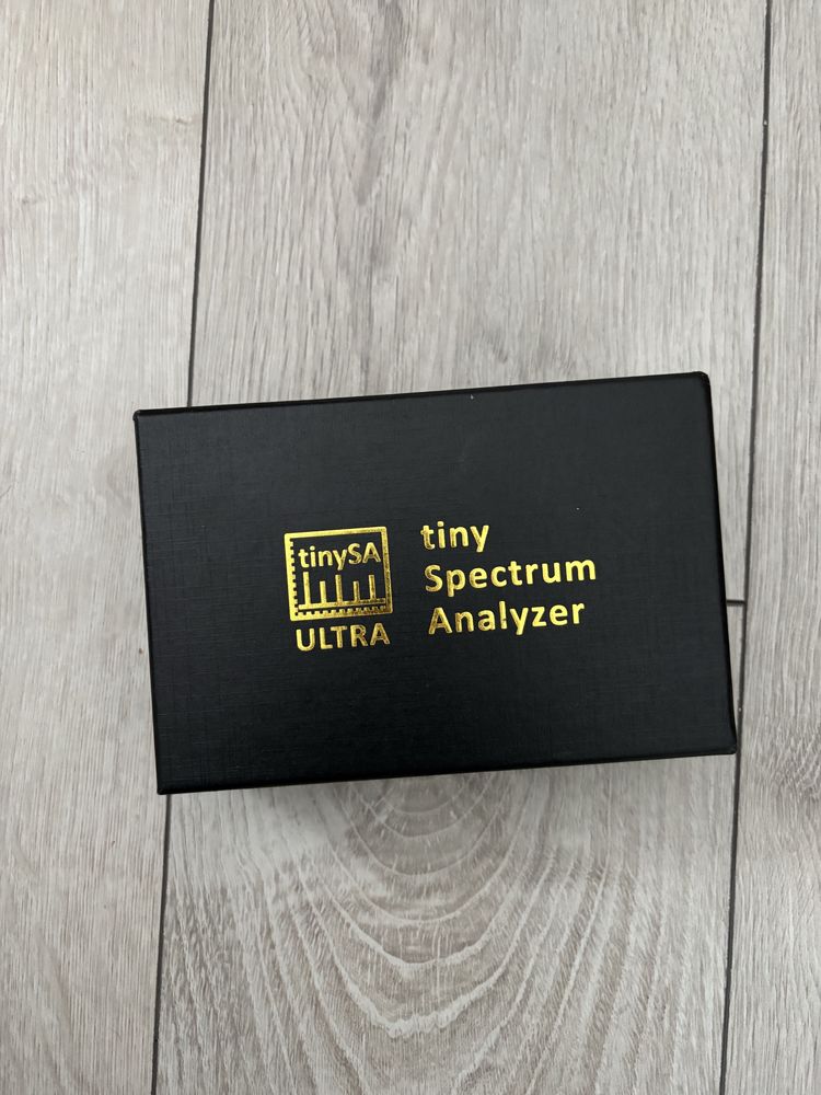 Аналізатор дронів та радіостанцій Tiny sa ultra
