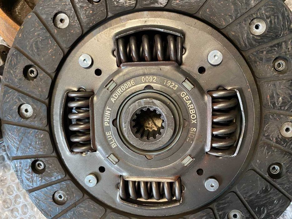 BLUE PRINT Комплект зчеплення Opel zafira b