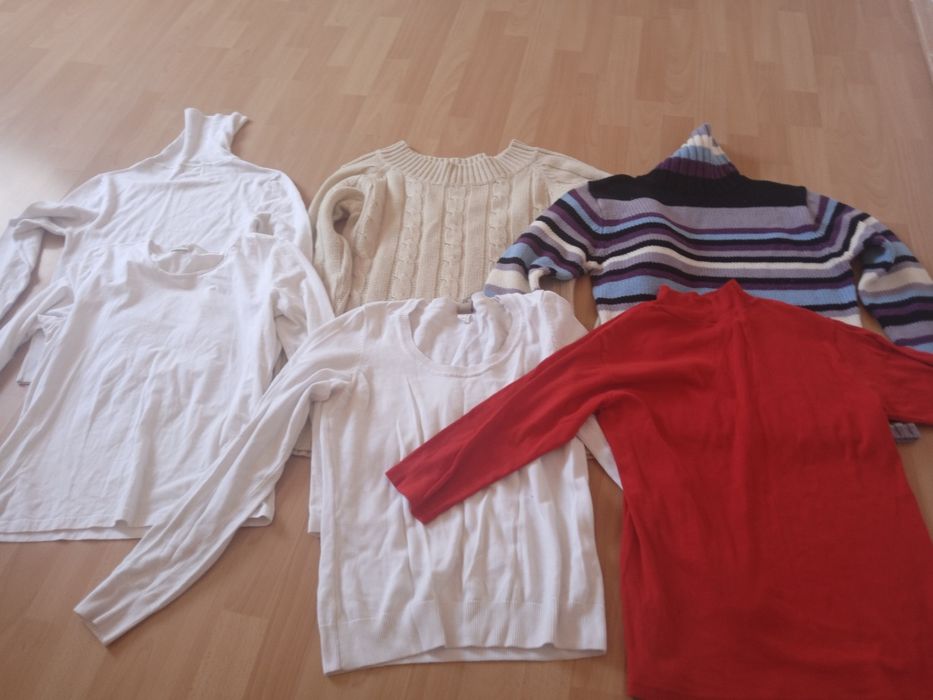 Bluzki damskie pod pachami 47-49×2cm.1zł sztuka