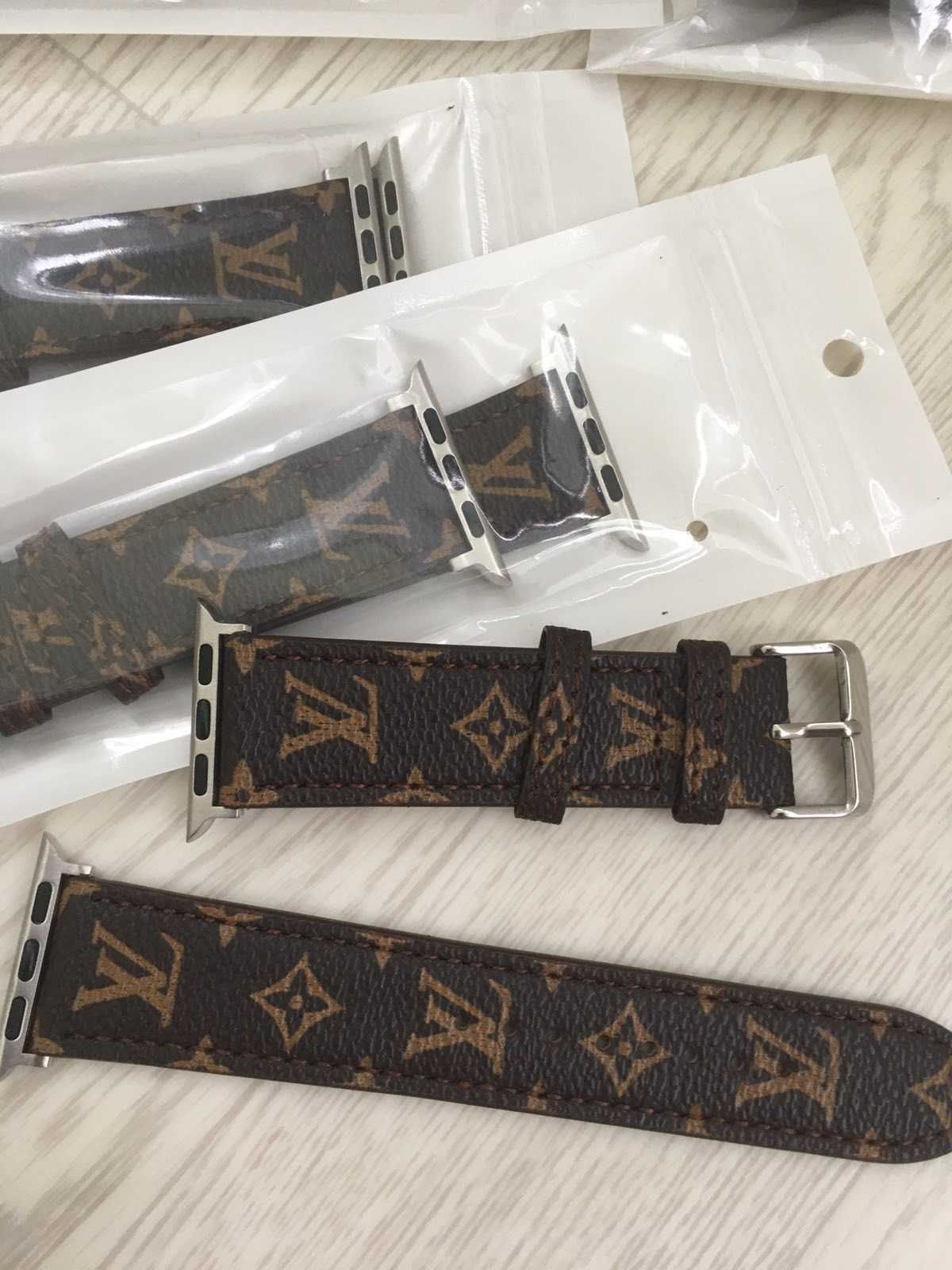 ремешок для  Apple Watch LOUIS VUITTON