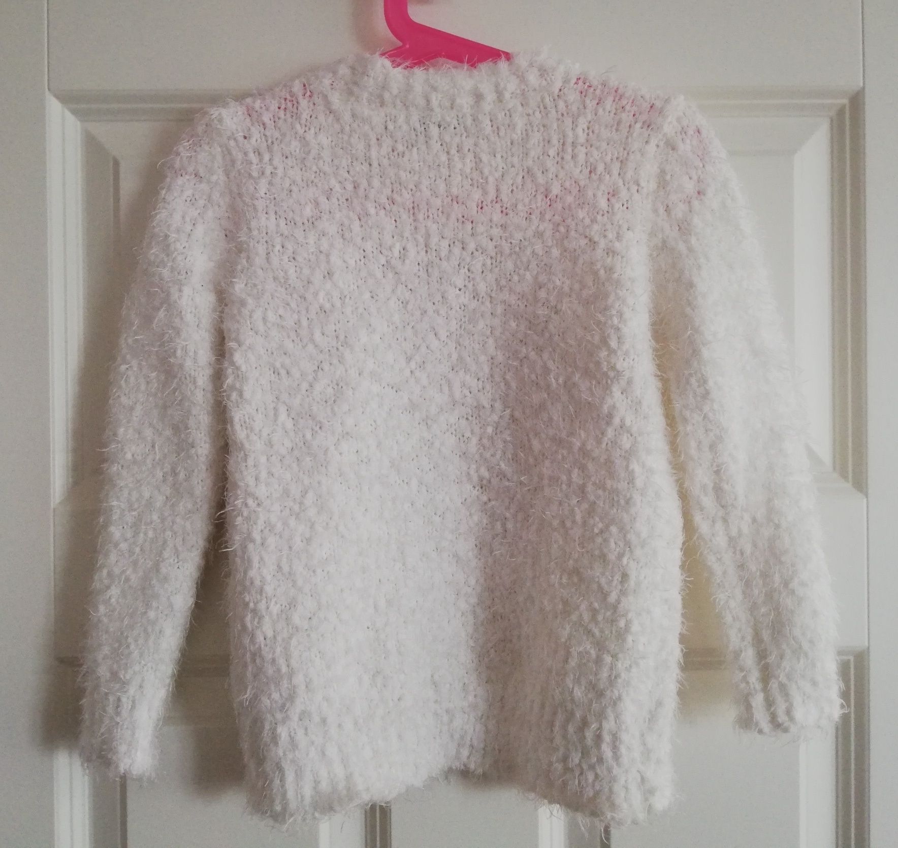 Reserved kardigan sweter włochacz biały jak nowy 104