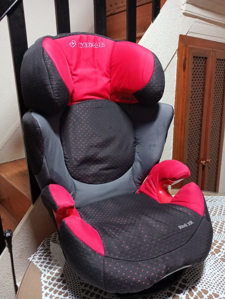 Cadeira de criança para automóvel