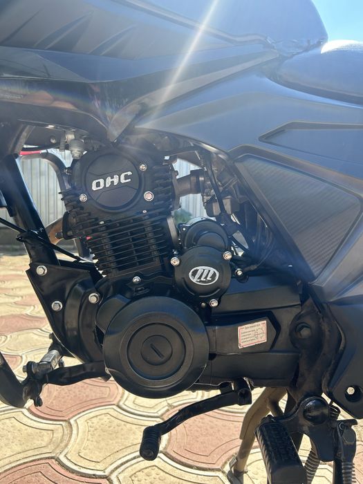 Мотоцикл Lifan 200