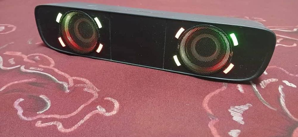 Портативна блютуз колонка