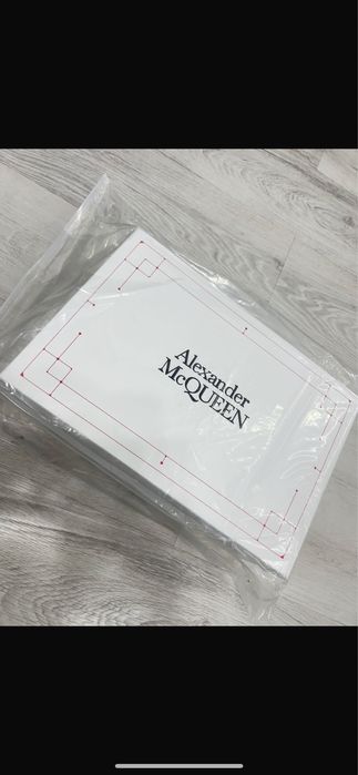 Alexander Mcqueen Pretos Novos