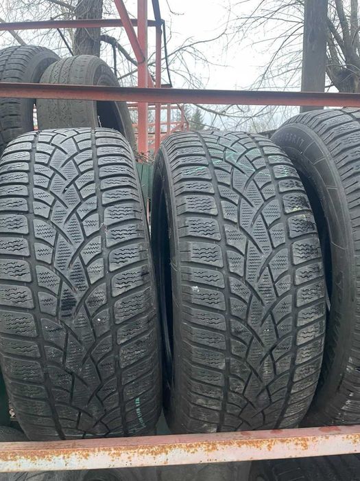 Шини 225/55r17 Dunlop комплект зима