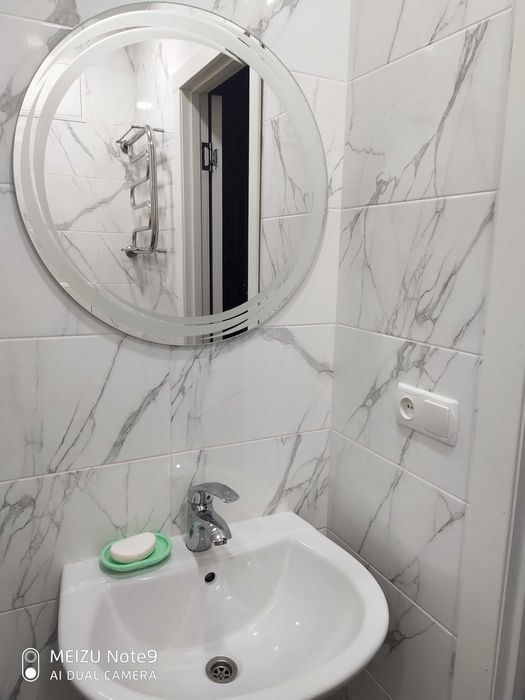 Центр,квартира з євроремонтом,подобово.