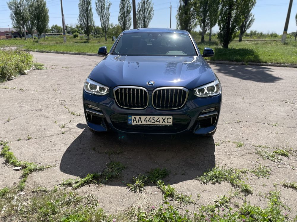 BMW X4 i30 (252 л.с.)