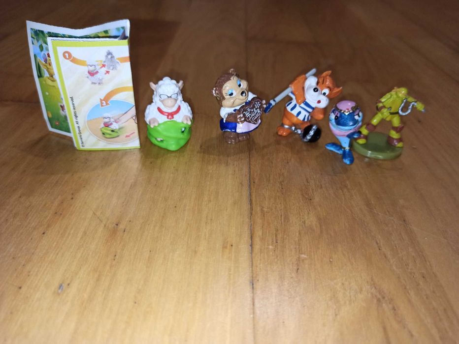 5 figurek z Kinder w tym Lisek Rabuś z 1998 roku