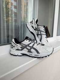 Asics Gel-Kahana 8 White