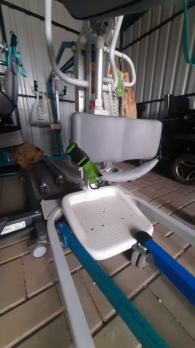 Podnośnik transportowy pacjenta - medyczny  duży wybór sprawne